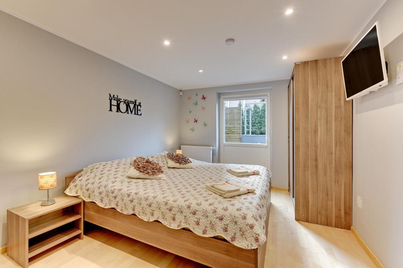 Arkodes Apartment